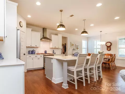 939 Elderberry Ln, Clover, SC 29710 photo 2