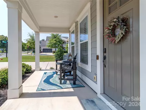 939 Elderberry Ln, Clover, SC 29710 photo 8