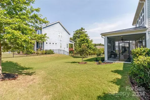 939 Elderberry Ln, Clover, SC 29710 photo 38