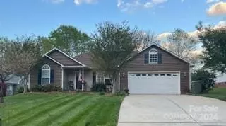 818 Savannah Place Dr, Fort Mill, SC 29715