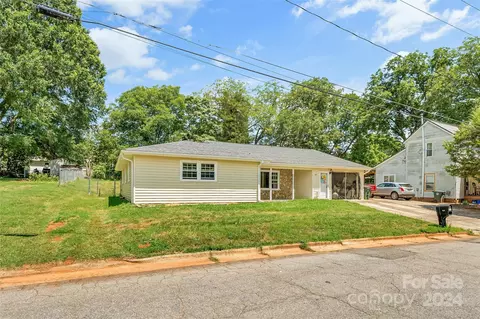 621 Caldwell Ave, Newton, NC 28658
