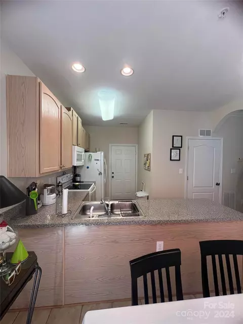 Kitchen - 1376 21st Ne Ave NE, Hickory, NC 28601 photo 3 of 3