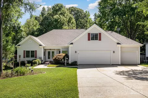 9225 Morgan Glenn Dr, Mint Hill, NC 28227