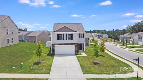 1184 Larkspur Ln, Dallas, NC 28034