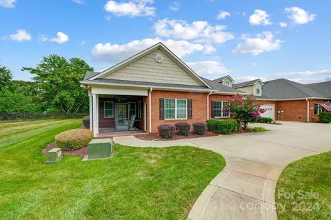 8508 Van Ct, Denver, NC 28037