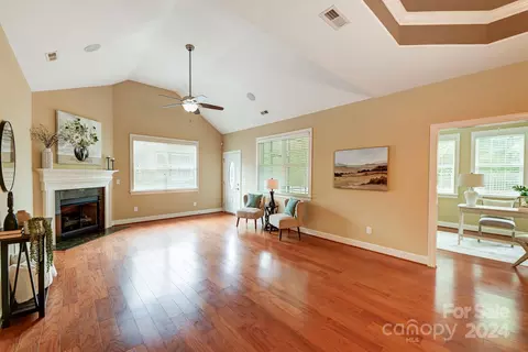 8508 Van Ct, Denver, NC 28037 photo 6