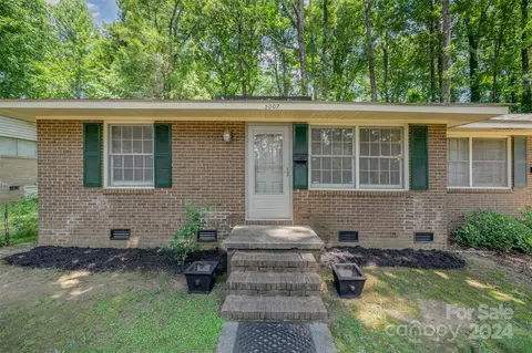 5007 Lakecrest 139 Dr #139, Charlotte, NC 28215