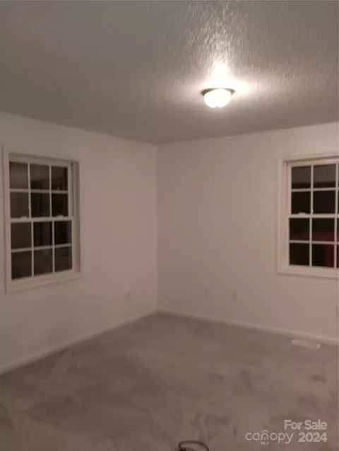Bedroom - 113 Doree Ln, Crouse, NC 28033 photo 5 of 8