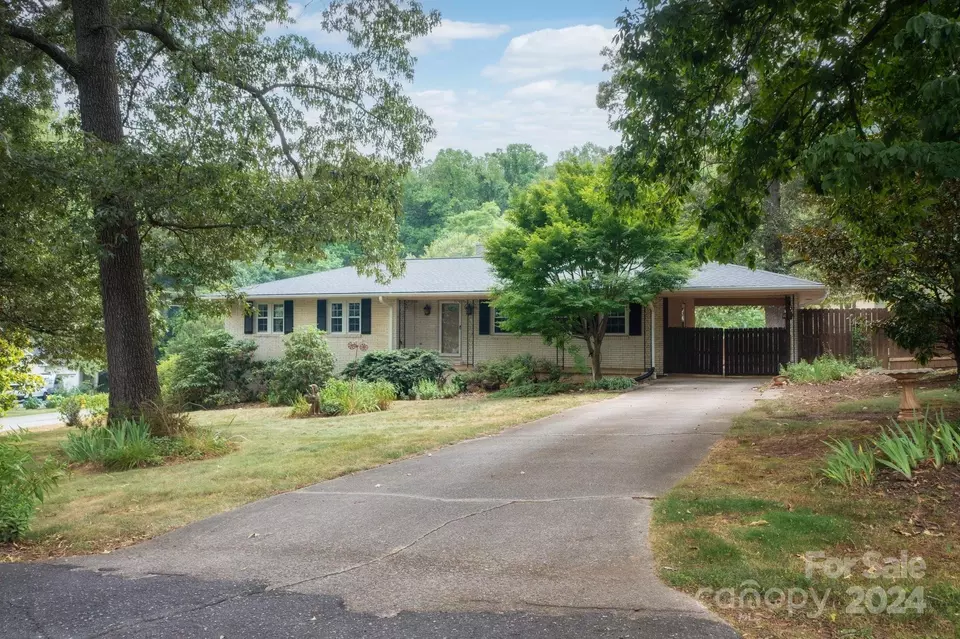 Other - 27 Rhododendron Cir, Asheville, NC 28805 photo 6 of 13