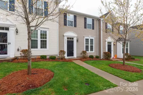 2543 Norman Isle Dr, Denver, NC 28037
