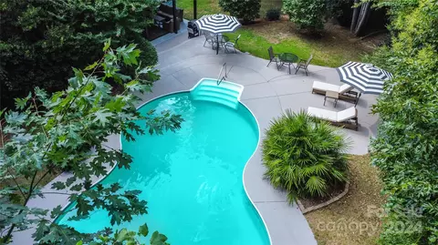 2500 Ashby Woods Dr, Matthews, NC 28105