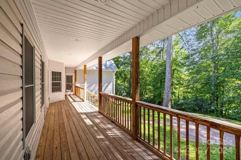 Exterior - 718 Thunder Rd, Brevard, NC 28712 photo 6 of 11