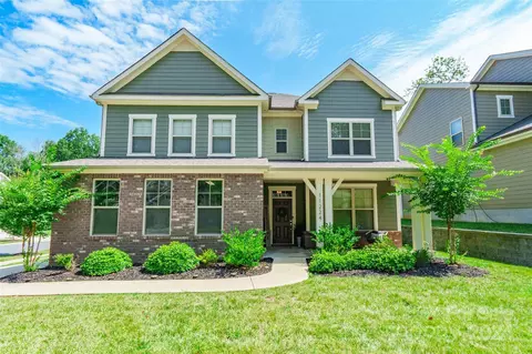 11224 Irwin Oak Pl, Matthews, NC 28105