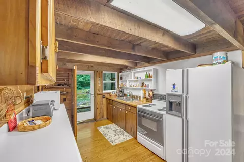 Kitchen - 38 Pace St, Saluda, NC 28773 photo 1 of 3