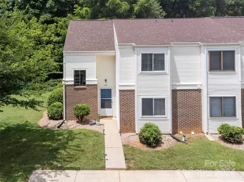 6714 Thermal Rd, Charlotte, NC 28211
