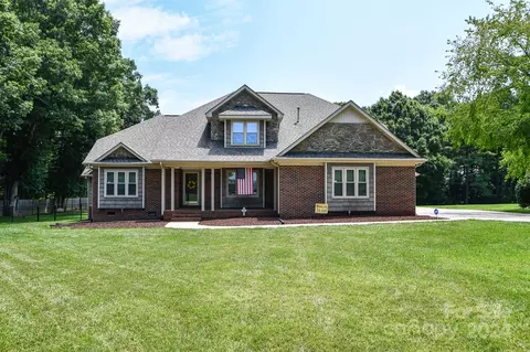 1932 Windmere Dr, Monroe, NC 28110