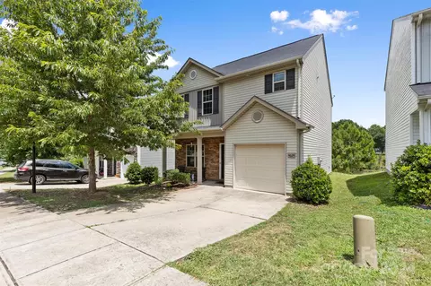 4624 Montelena Dr, Charlotte, NC 28214