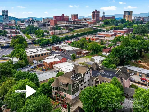 190 Broadway 307 St #307, Asheville, NC 28801
