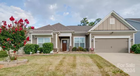 345 Robinwood Ln, Clover, SC 29710