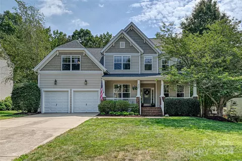 6808 Olde Sycamore Dr, Mint Hill, NC 28227