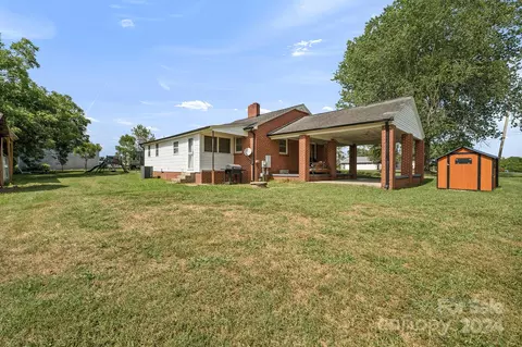 Exterior - 1709 Cat Square Rd, Vale, NC 28168 photo 2 of 3