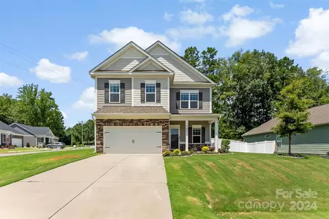 101 Cramerton Mills Pkwy, Cramerton, NC 28032
