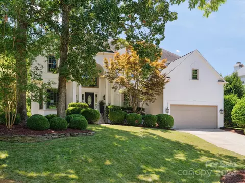 5319 Piper Glen Dr, Charlotte, NC 28277