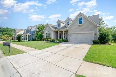 7037 Hyde Park Dr, Indian Trail, NC 28079