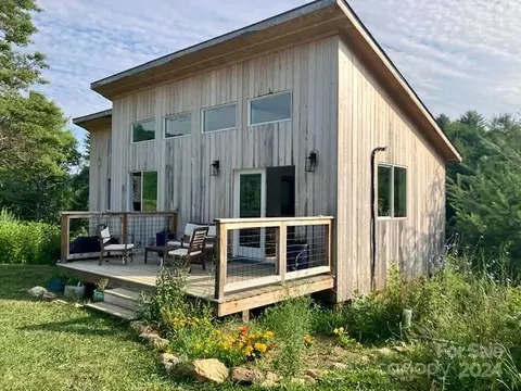 1001 Roberts Branch 1 Rd #1, Marshall, NC 28753