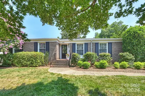 4115 Sulkirk Rd, Charlotte, NC 28210