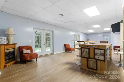 6310 Mountainside Dr, Hickory, NC 28601 photo 26