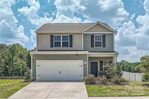 7207 Amberly Hills Rd, Charlotte, NC 28215
