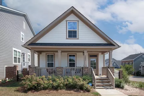 2399 Shanklin Ln, Denver, NC 28037