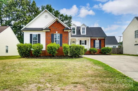 408 Riverwalk Dr, Concord, NC 28027