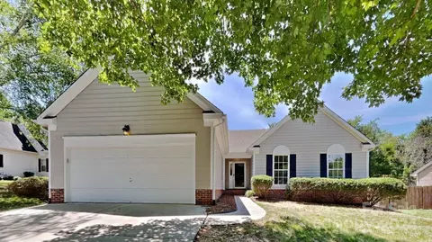10317 Worsley Ln, Charlotte, NC 28269