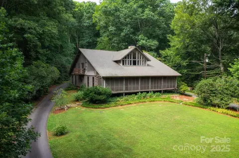 552 Avery Crk, Arden, NC 28704