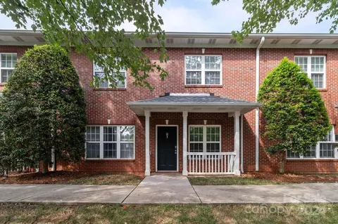 917 Shearer 3 St #3, Davidson, NC 28036