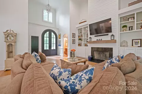 18600 Hammock Ln, Davidson, NC 28036 photo 4