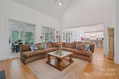 18600 Hammock Ln, Davidson, NC 28036 photo 5