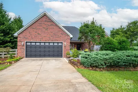 2135 Whiteners Farm Rd, Lincolnton, NC 28092