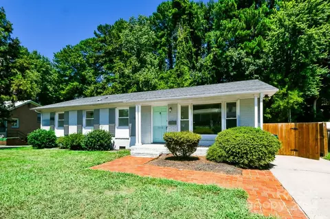 1115 Log Cabin Rd, Charlotte, NC 28213