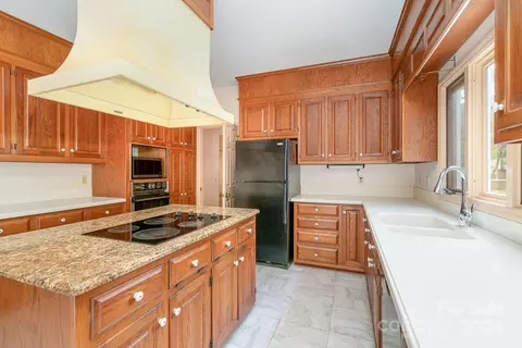 Kitchen - 2747 Rolling Hills Dr, Monroe, NC 28110 photo 1 of 4