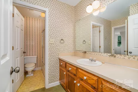 Bath - 2747 Rolling Hills Dr, Monroe, NC 28110 photo 4 of 4