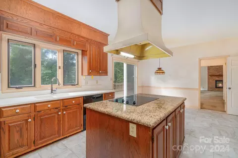 Kitchen - 2747 Rolling Hills Dr, Monroe, NC 28110 photo 2 of 4