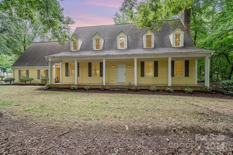 Exterior - 2747 Rolling Hills Dr, Monroe, NC 28110 photo 3 of 5