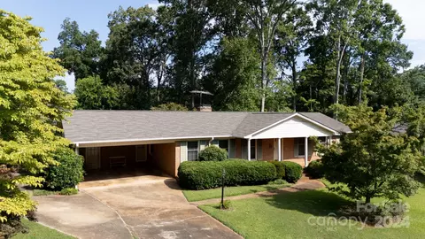 1517 Emerson Dr, Rock Hill, SC 29730