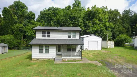509 Birch St, Lowell, NC 28098