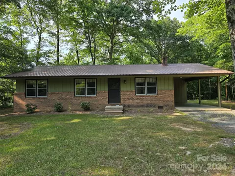 175 Northwood Dr, Troy, NC 27371