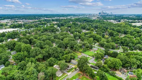 View/Area - 3906 Sofley Rd, Charlotte, NC 28206 photo 3 of 3