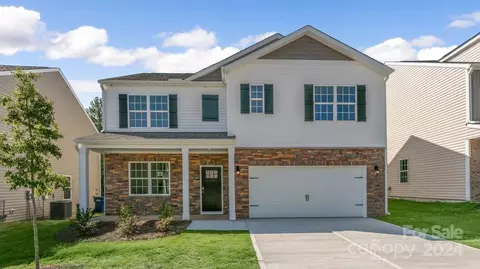 124 Crestview Ln, Lexington, NC 27295